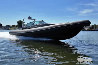 2010 Arctic Blue 37 Cabin