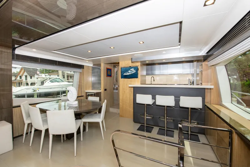 Satisfaction Yacht Photos Pics 