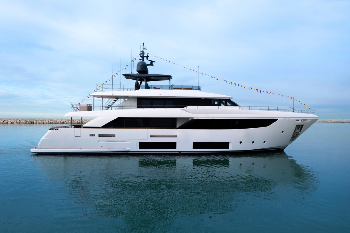 2022 Custom Line 108 