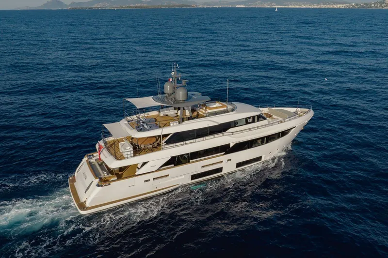 Haiami Yacht Photos Pics Luxurious 2022 Custom Line Navetta 33 yacht cruising on open sea.