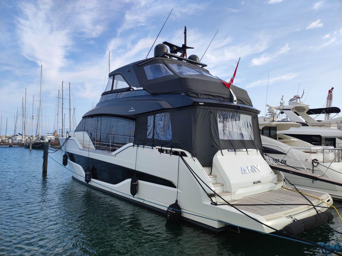 2023 Cranchi 61 