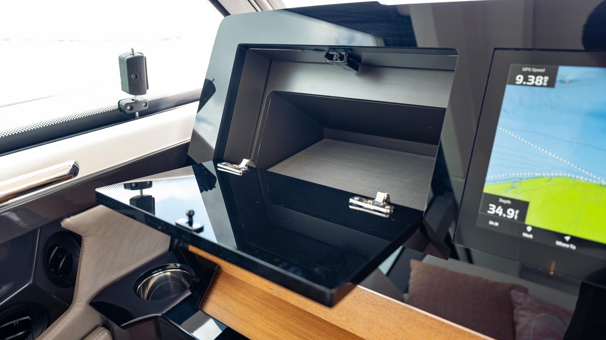 2024 Tiara Yachts 48 