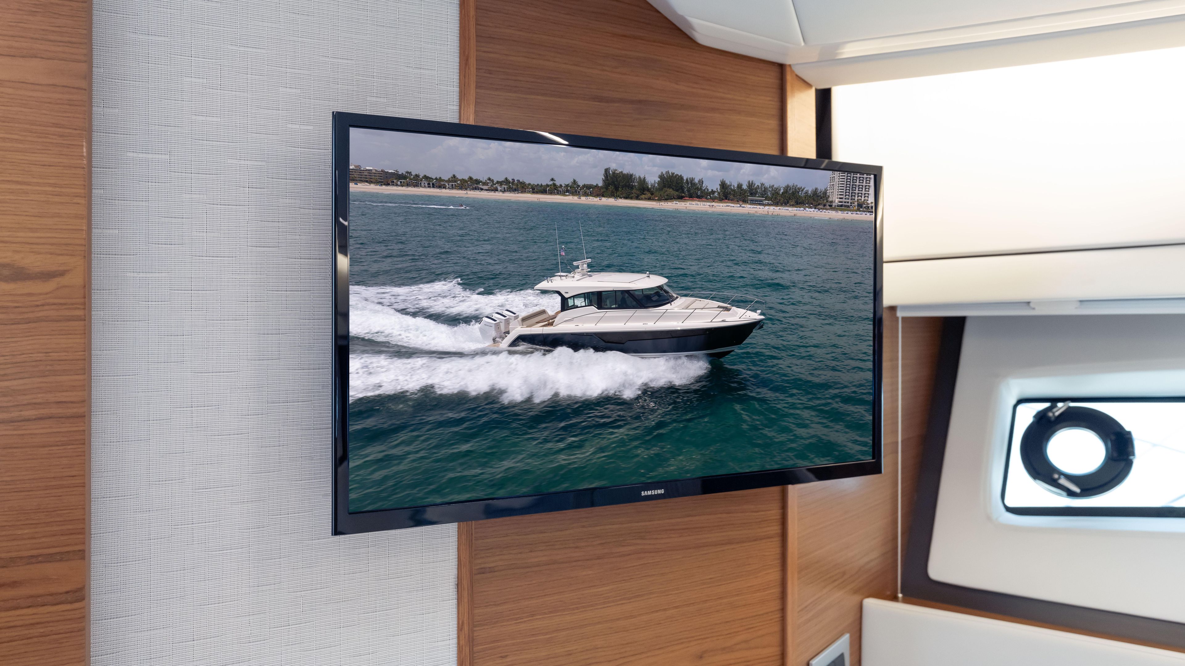 2024 Tiara Yachts 48 