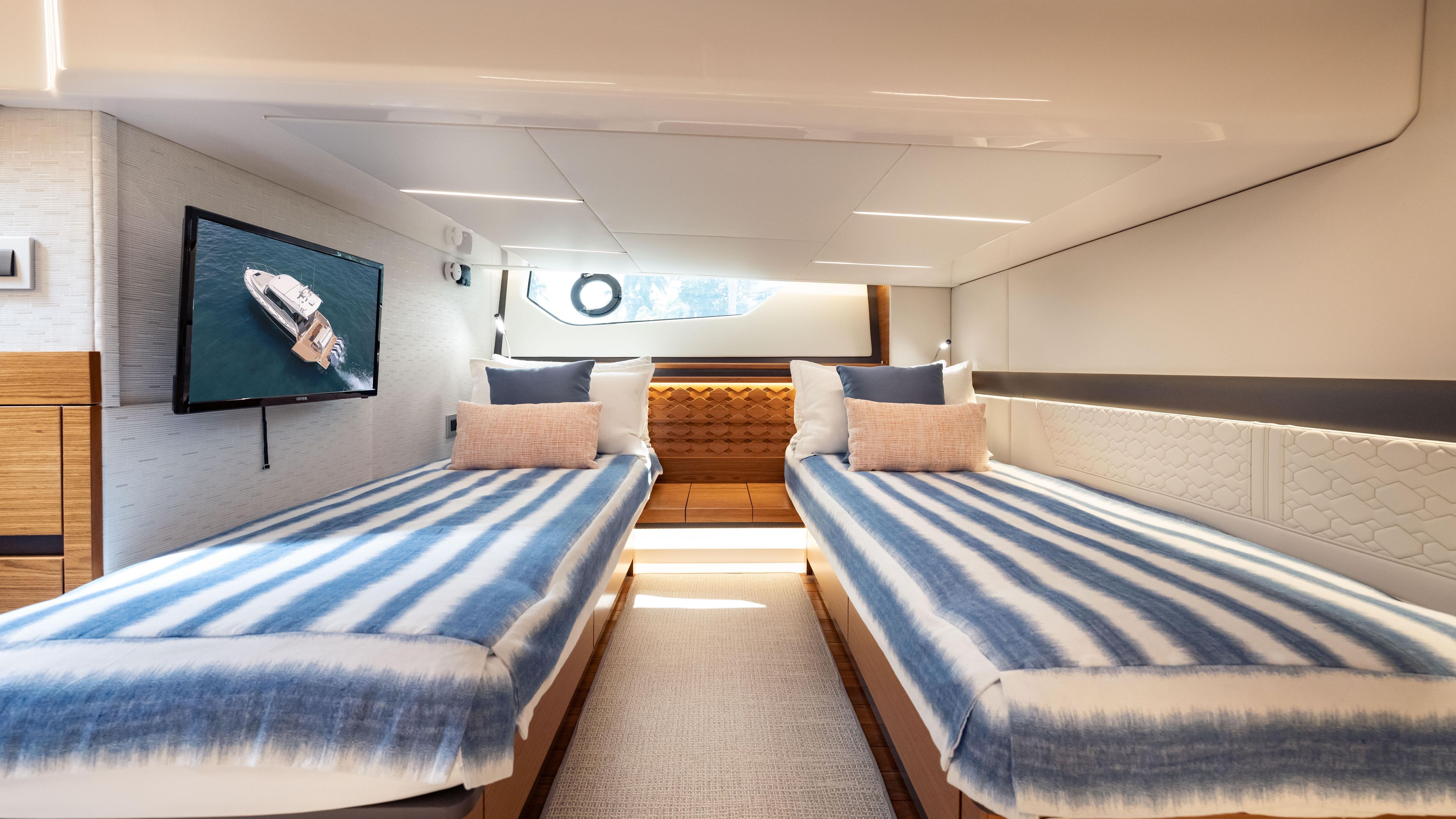 2024 Tiara Yachts 48 