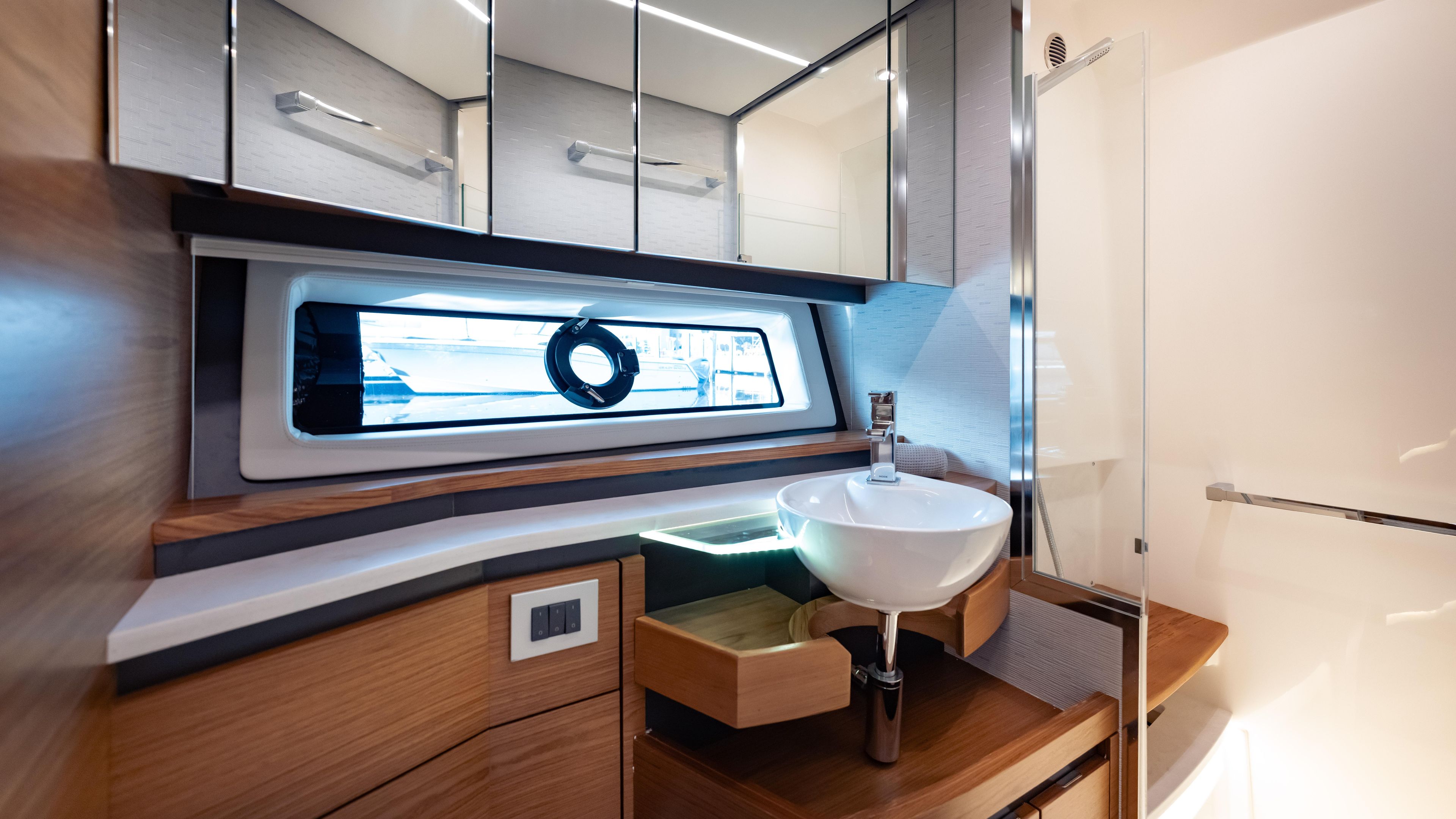 2024 Tiara Yachts 48 
