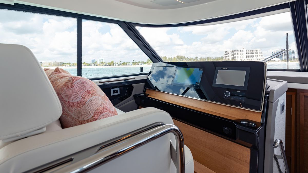 2024 Tiara Yachts 48 