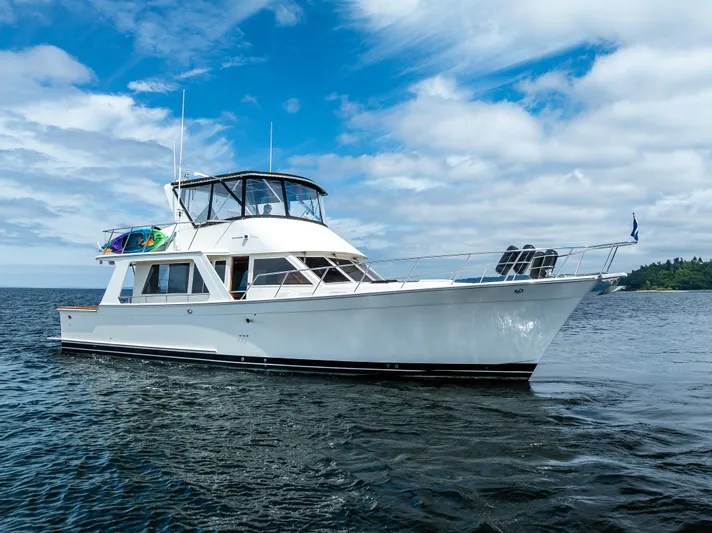 Amélie Yacht Photos Pics 