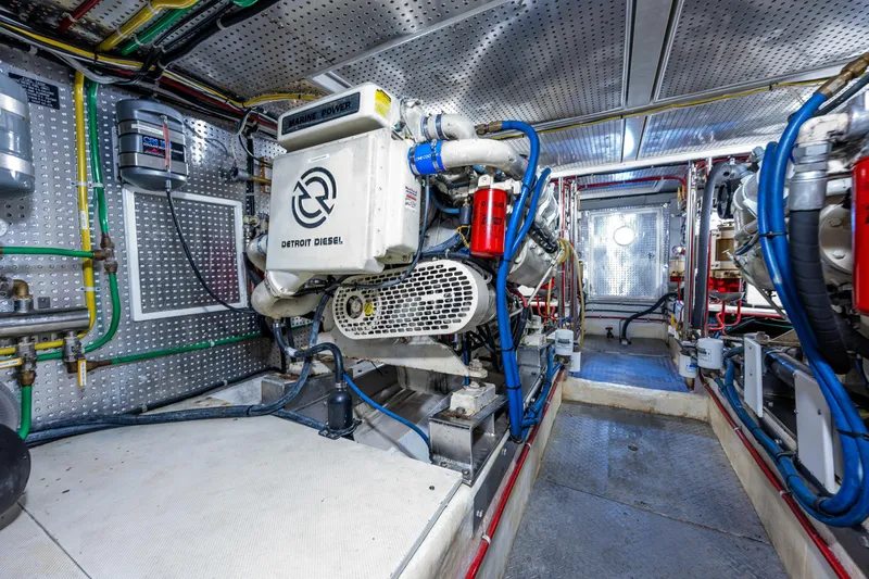 Am&eacute;lie Yacht Photos Pics 