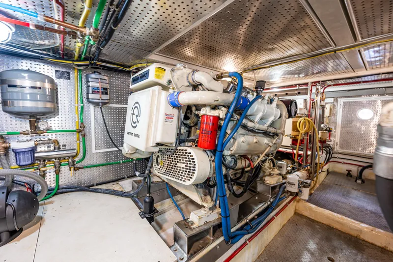 Am&eacute;lie Yacht Photos Pics 