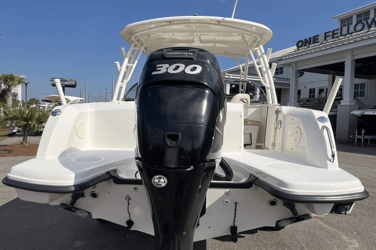 2017 Boston Whaler 230 Vantage Unspecified for sale - YachtWorld