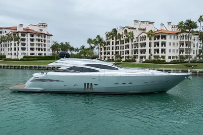 Pershing 90 Express