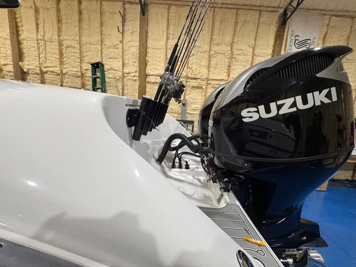 Diggin Deep Yacht Photos Pics 