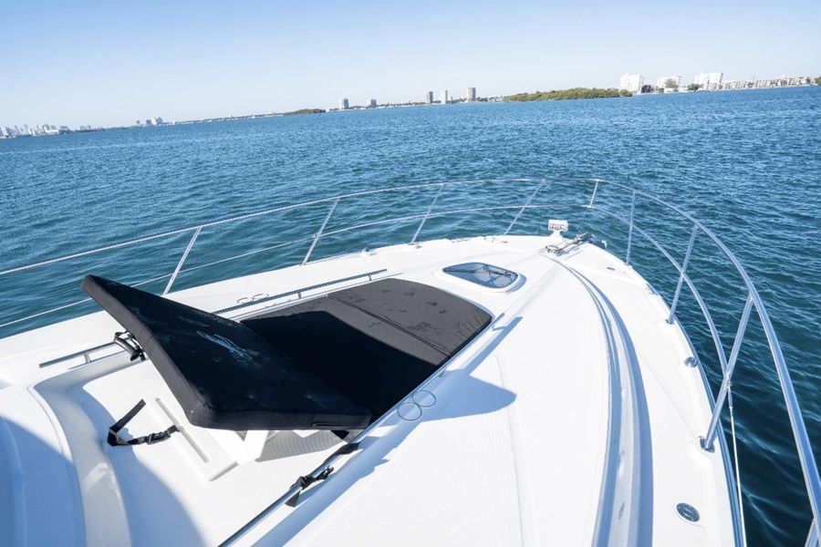 2011 Sea Ray 450 Sundancer