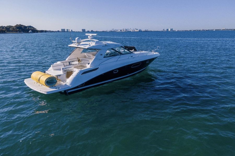 2011 Sea Ray 450 Sundancer