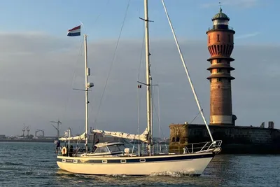 1985 Hallberg-Rassy 42E Ketch