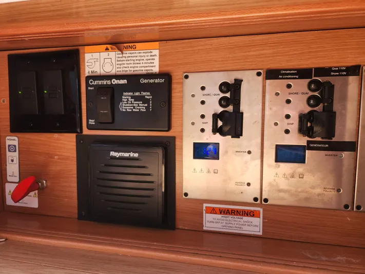 Jump Off Yacht Photos Pics 