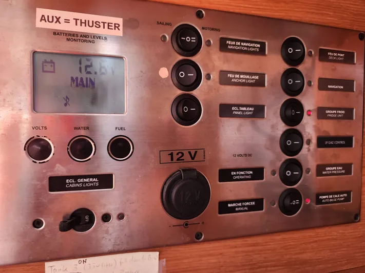 Jump Off Yacht Photos Pics 