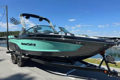 MasterCraft XT23