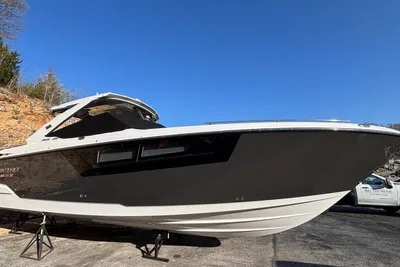 Monterey 385SS