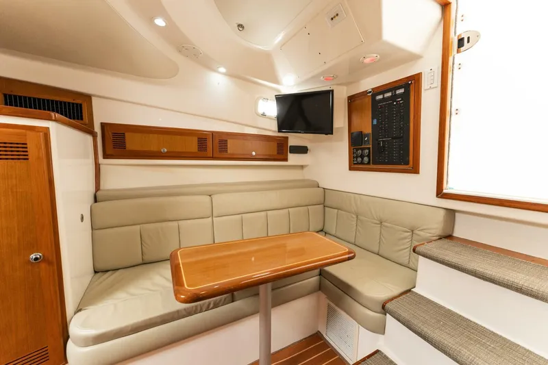 Ramble On Yacht Photos Pics 