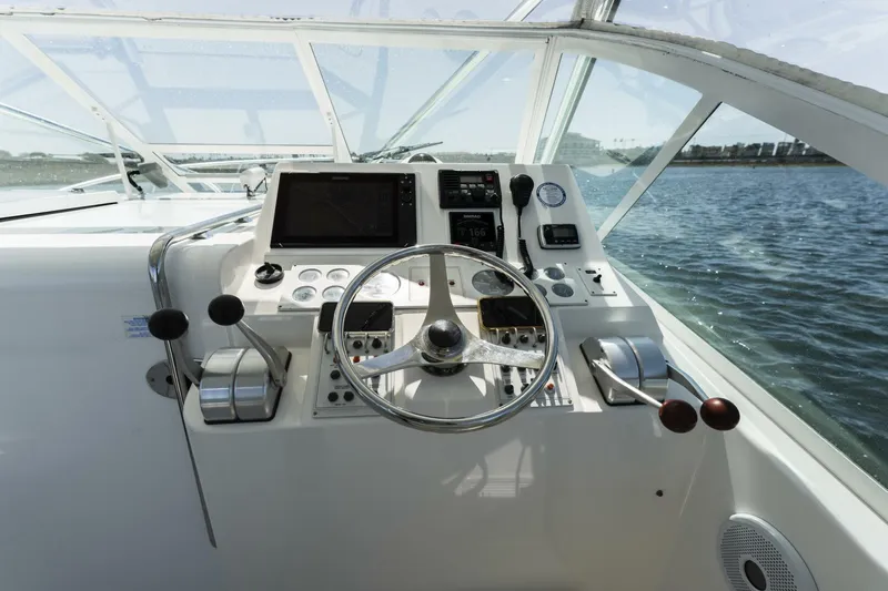 Ramble On Yacht Photos Pics 