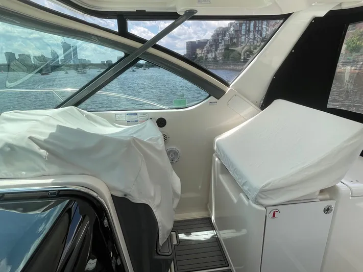 Vanish Yacht Photos Pics 