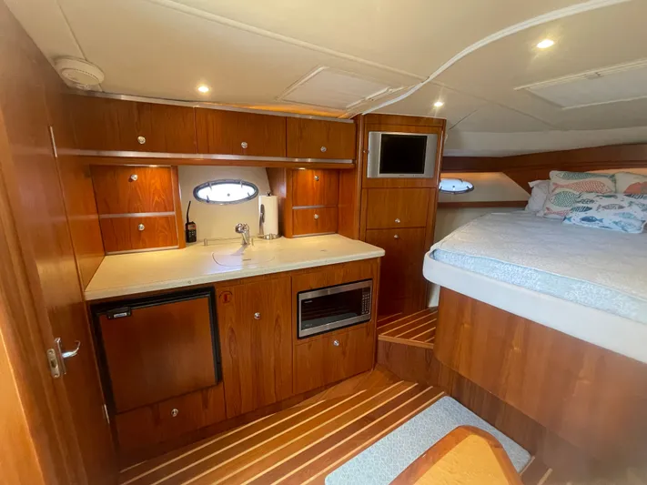 Vanish Yacht Photos Pics 