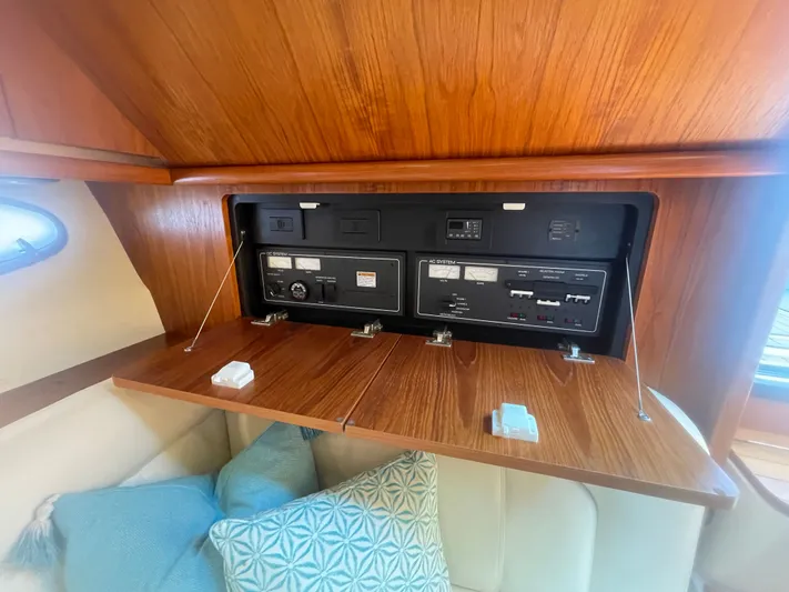 Vanish Yacht Photos Pics 