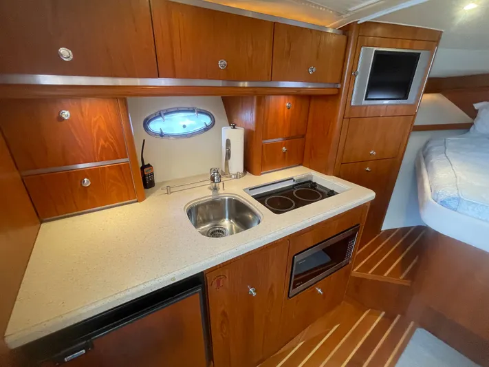 Vanish Yacht Photos Pics 