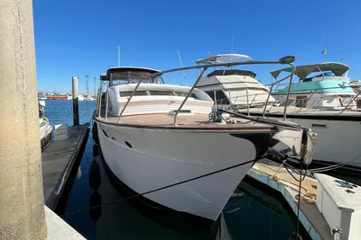 Chris-Craft Constellation 460