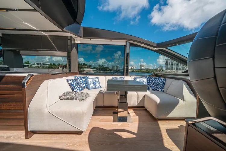 Lorena Yacht Photos Pics 2022 Sunseeker Predator 65 - Image 26