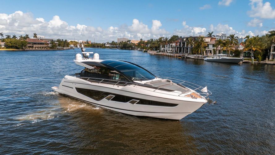 2022 Sunseeker 65 
