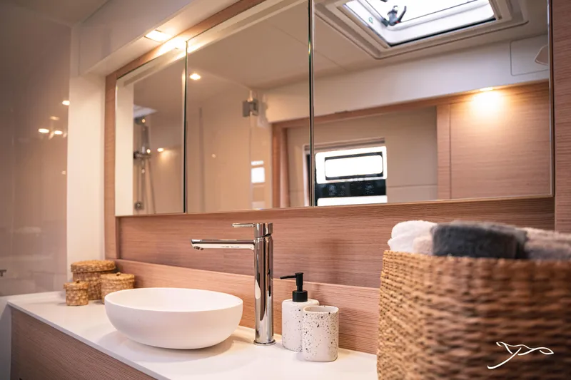  Yacht Photos Pics Nautitech 40 Open