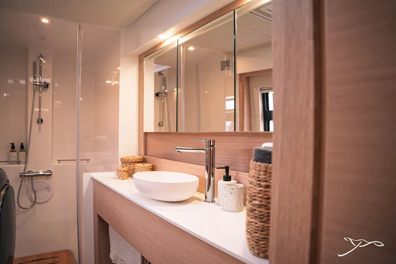  Yacht Photos Pics Nautitech 40 Open