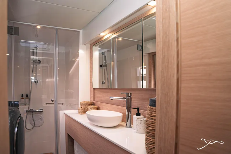  Yacht Photos Pics Nautitech 40 Open