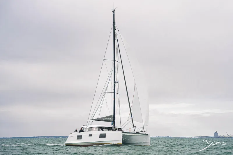  Yacht Photos Pics Nautitech 40 Open