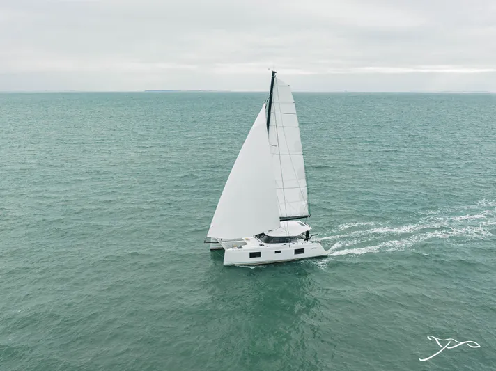  Yacht Photos Pics Nautitech 40 Open