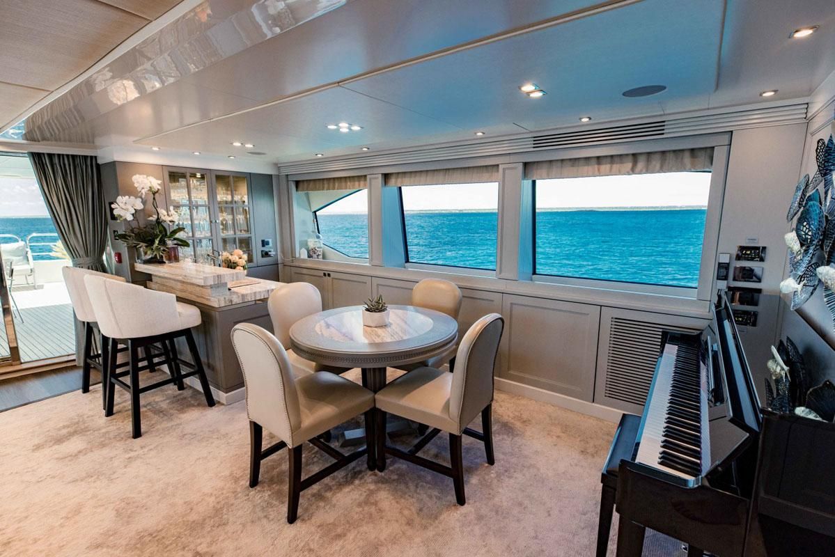 2012 Sunseeker 131 