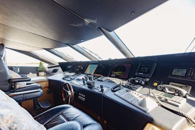 Yacht