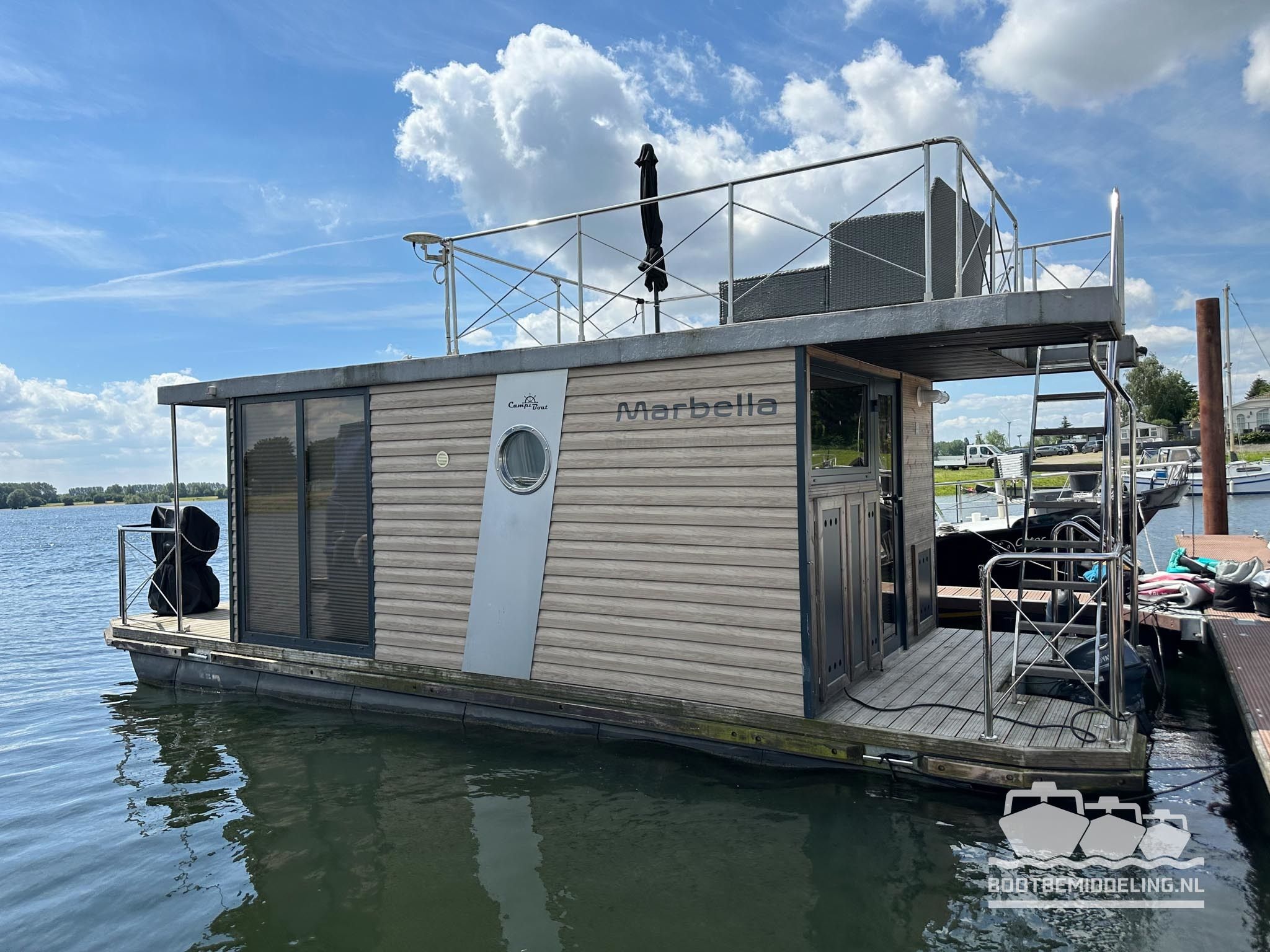 2021 Houseboat Campi 300