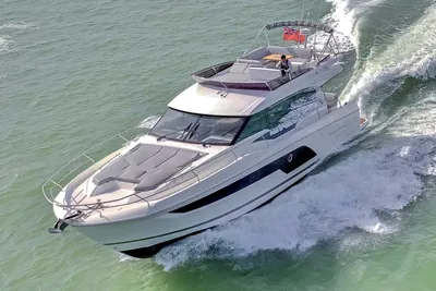 2023 Prestige 590