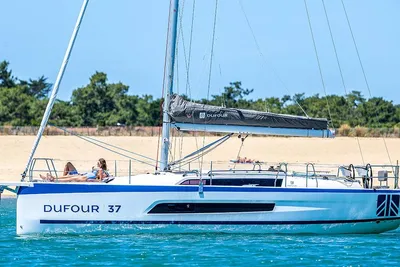 Dufour 37