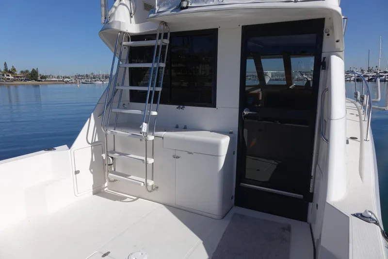 Instigator Yacht Photos Pics 