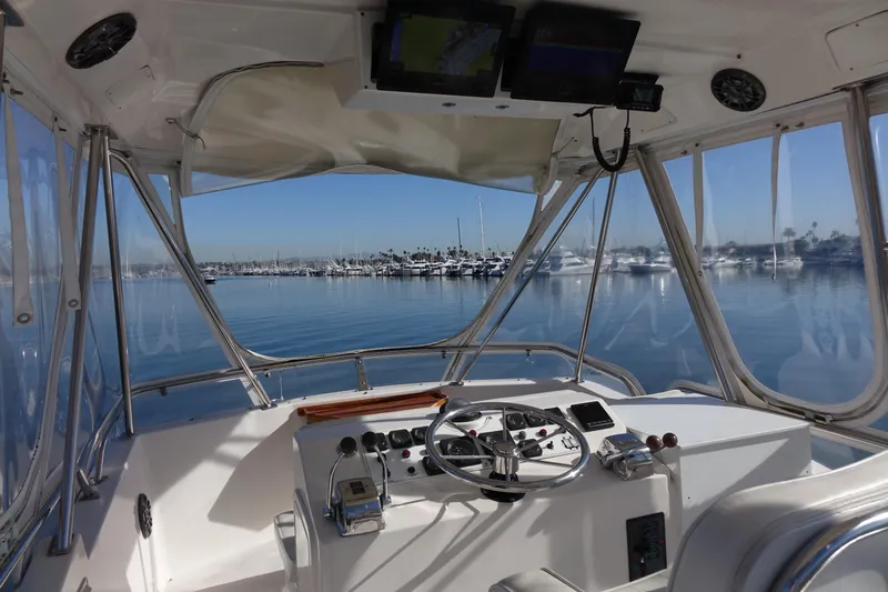 Instigator Yacht Photos Pics 