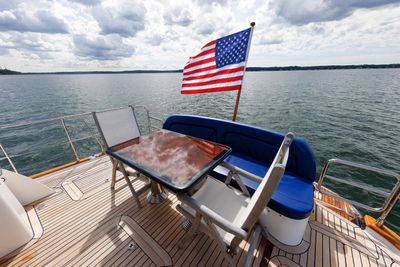Yacht