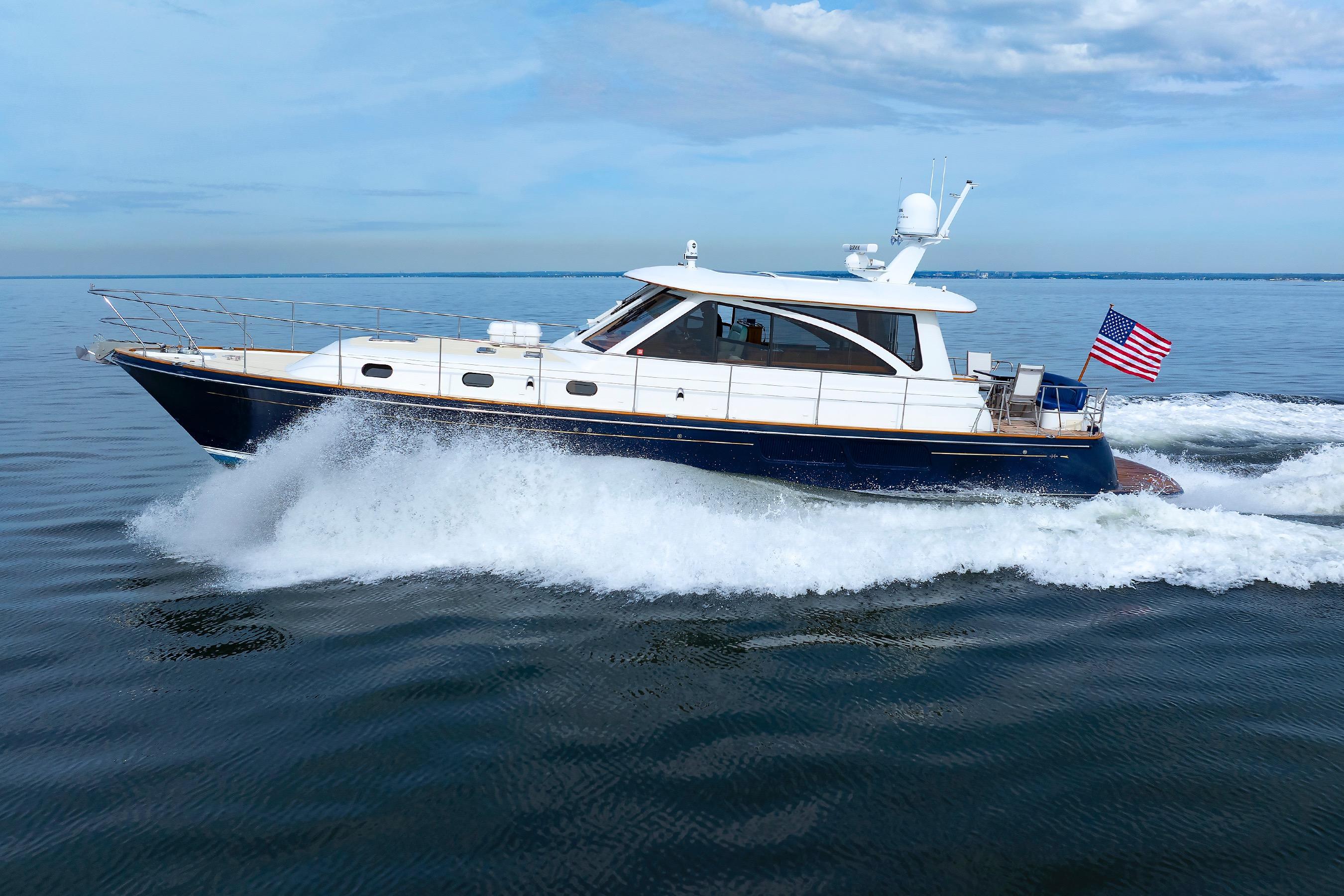Hunt Yachts 52 Express