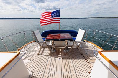 Yacht