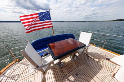 Yacht