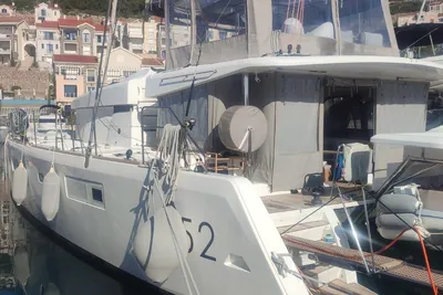 2014 Lagoon 52