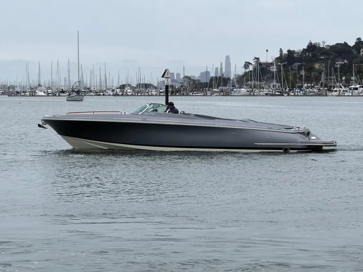 Sportin Life Yacht Photos Pics 